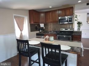 916 Spruce Street, Collingdale PA 19023