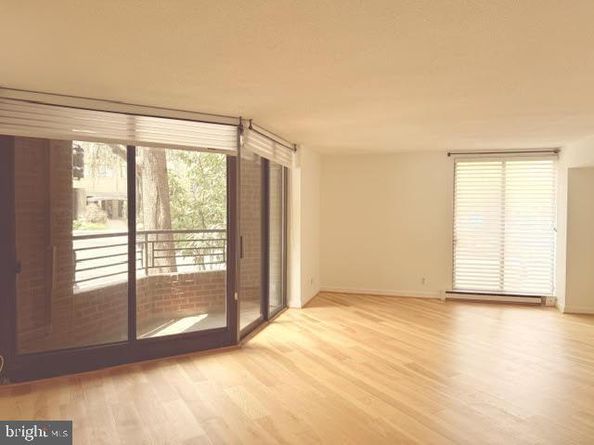 1099 22nd Street NW 103, Washington DC 20037