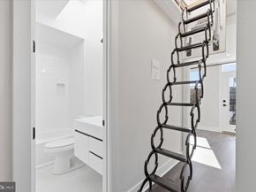1168 Abbey Place NE, Washington DC 20002