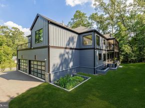1216 Earnestine Street, Mclean VA 22101