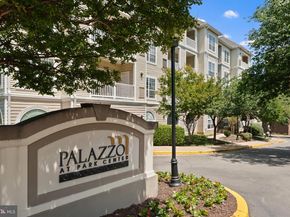 4551 Strutfield Lane 4122, Alexandria VA 22311