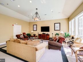 4551 Strutfield Lane 4122, Alexandria VA 22311