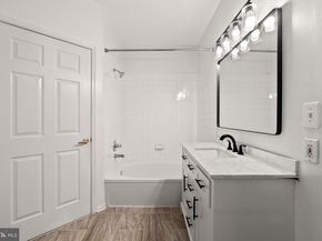 4551 Strutfield Lane 4122, Alexandria VA 22311