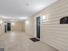 4551 Strutfield Lane 4122, Alexandria VA 22311