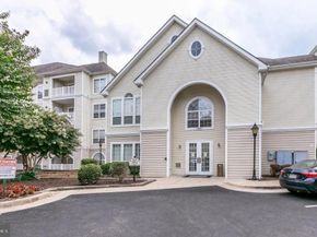 4551 Strutfield Lane 4122, Alexandria VA 22311