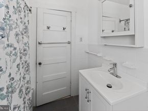648 Dayton Road, Bryn Mawr PA 19010