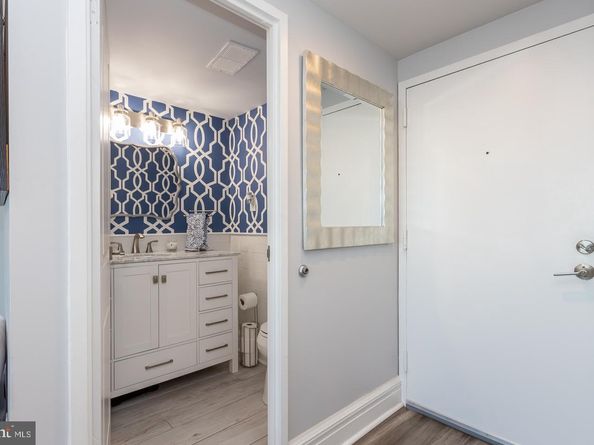 200 Lombard Street 709, Philadelphia PA 19147