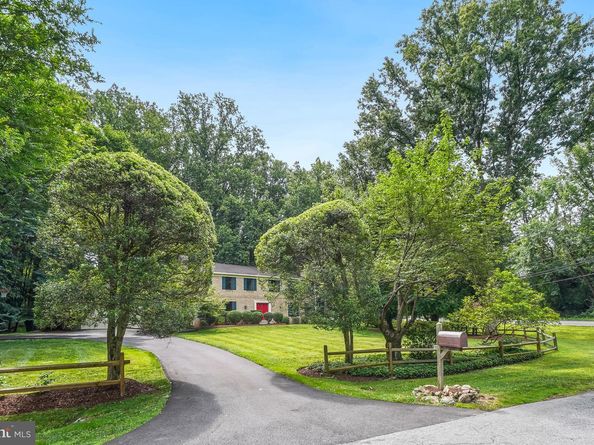 11701 Beekman Place, Potomac MD 20854
