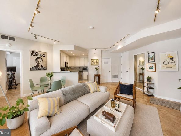 1300 13TH Street NW 102, Washington DC 20005