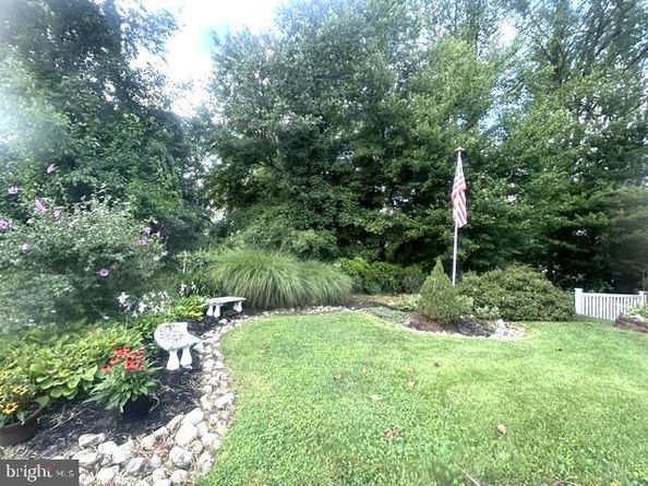 3000 Melina Court, Bensalem PA 19020