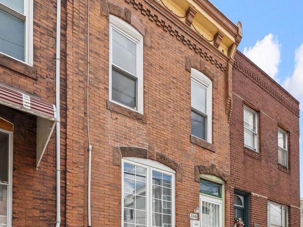 2242 Moore Street, Philadelphia PA 19145