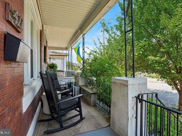 427 Roxborough Avenue, Philadelphia PA 19128