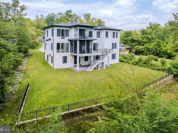 1434 Waggaman Circle, Mclean VA 22101