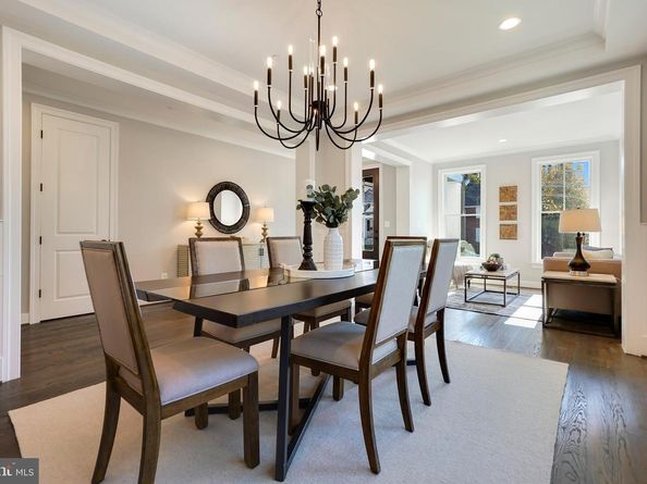 7042 Williamsburg Boulevard, Arlington VA 22213