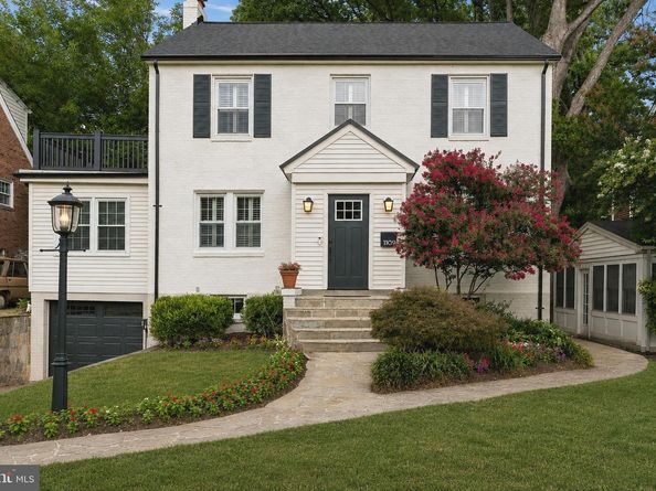 1109 N Illinois Street, Arlington VA 22205