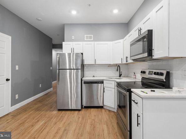 2932 W Oxford Street, Philadelphia PA 19121