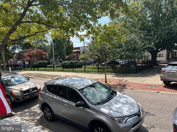 725 Mollbore Terrace, Philadelphia PA 19148