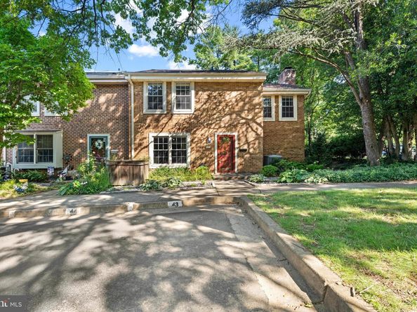 2172 Golf Course Drive, Reston VA 20191
