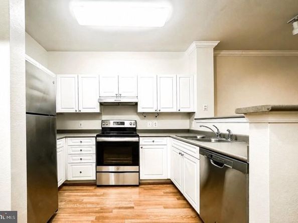 3021 Nicosh Circle 1103, Falls Church VA 22042