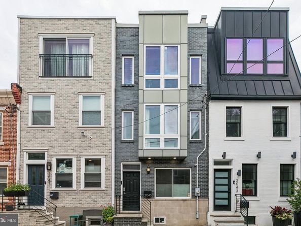 2045 Saint Albans Street, Philadelphia PA 19146
