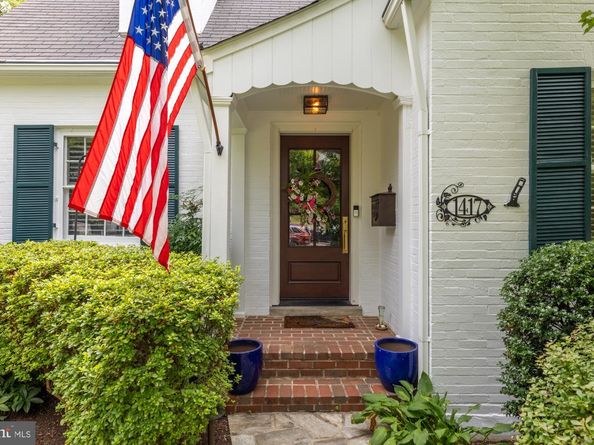 1417 N Inglewood Street, Arlington VA 22205