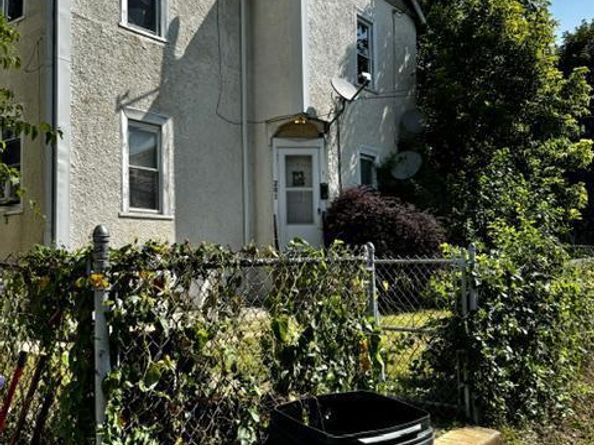 201 Mckinley Avenue, Lansdowne PA 19050