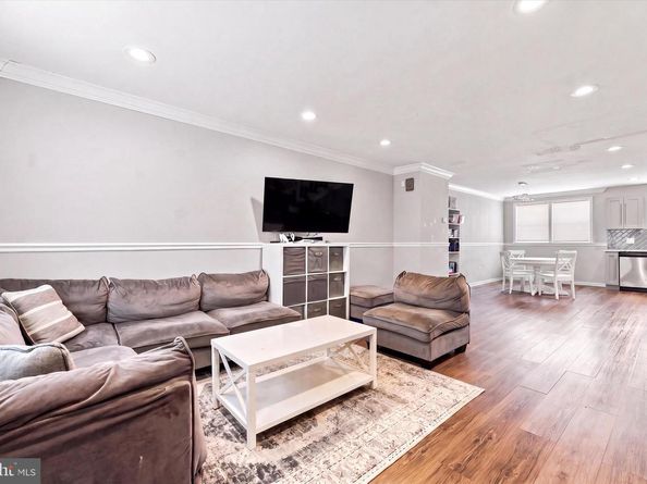 8430 Bayard Street, Philadelphia PA 19150