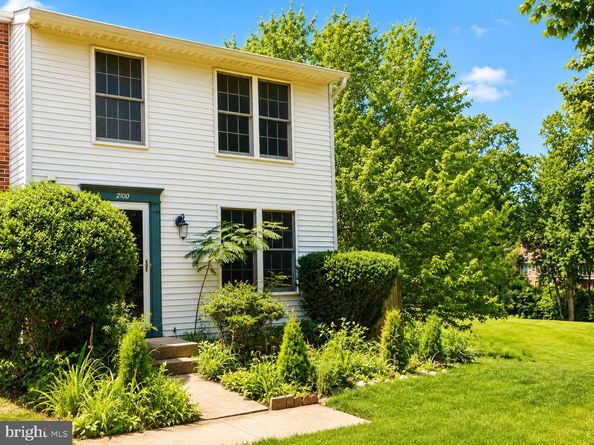 2100 Glenn Spring Court, Falls Church VA 22043