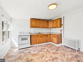 264 Maple Avenue, Morton PA 19070