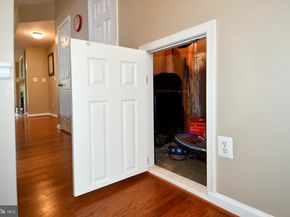 2663 Manhattan Place 112, Vienna VA 22180