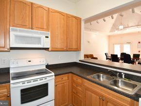 2663 Manhattan Place 112, Vienna VA 22180