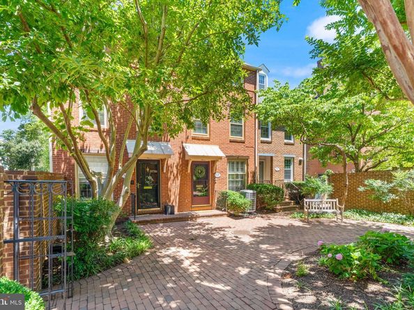 519 S St Asaph Street, Alexandria VA 22314