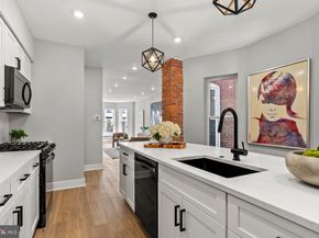 26 Todd Place NE 1, Washington DC 20002