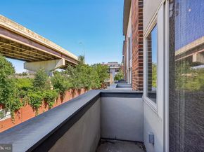412 N Front Street 21, Philadelphia PA 19123