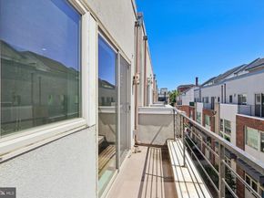 412 N Front Street 21, Philadelphia PA 19123