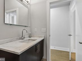 412 N Front Street 21, Philadelphia PA 19123