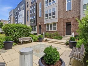 13329 Launders Street 137, Herndon VA 20171