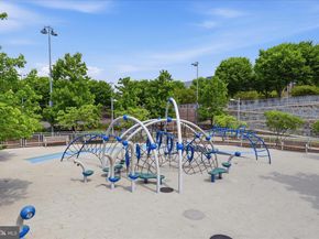 13329 Launders Street 137, Herndon VA 20171