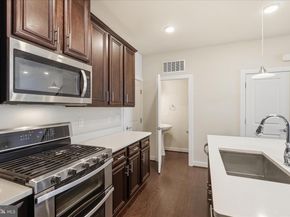 13329 Launders Street 137, Herndon VA 20171