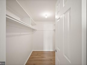 1800 Old Meadow Road 1601, Mclean VA 22102