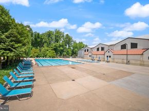 1800 Old Meadow Road 1601, Mclean VA 22102