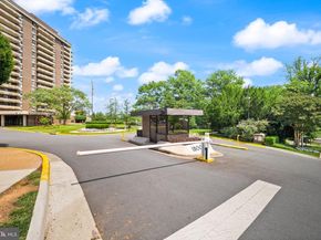 1800 Old Meadow Road 1601, Mclean VA 22102