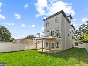 469 Aurania Street, Philadelphia PA 19128