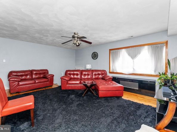 6617 Harley Street, Philadelphia PA 19142
