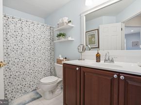 5 Woodbridge Drive, Doylestown PA 18901