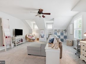 5 Woodbridge Drive, Doylestown PA 18901