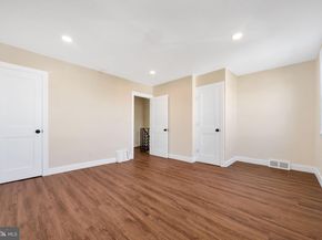 219 Stearly, Philadelphia PA 19111