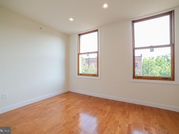 1735 W Diamond Street, Philadelphia PA 19121