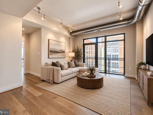 301 H Street NE 501, Washington DC 20002