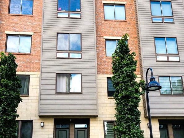 914 Lakeview Court 35 UPPER, King Of Prussia PA 19406
